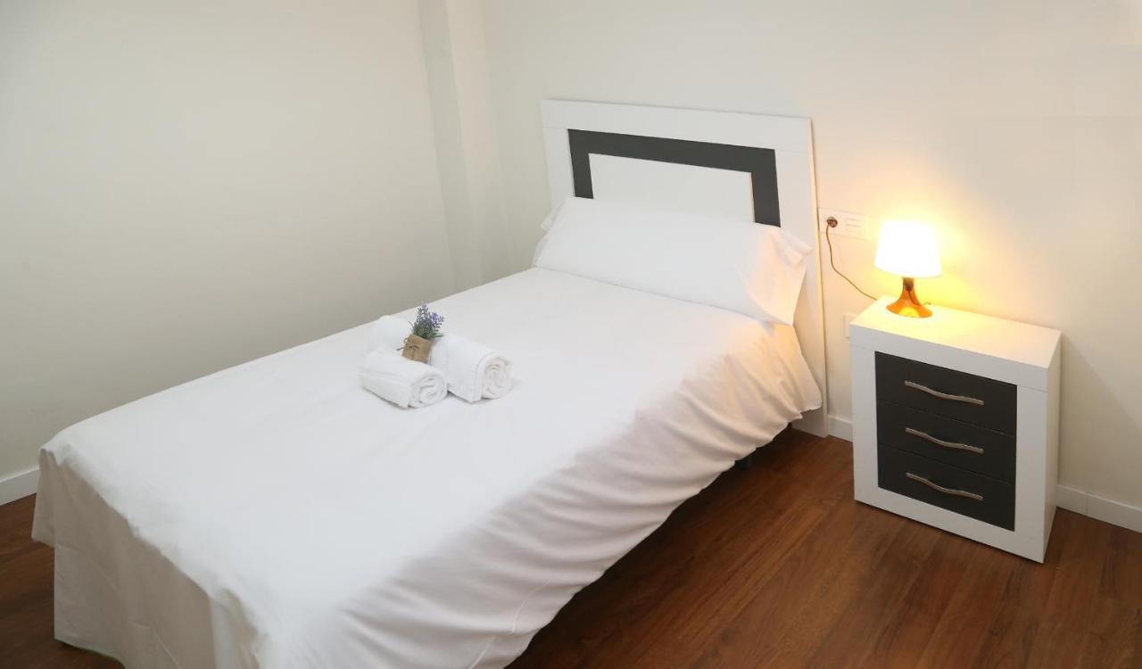 Apartamento Turistico Puente Romano P4 Bajo C Salamanca Bagian luar foto