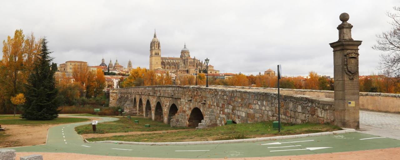 Apartamento Turistico Puente Romano P4 Bajo C Salamanca Bagian luar foto